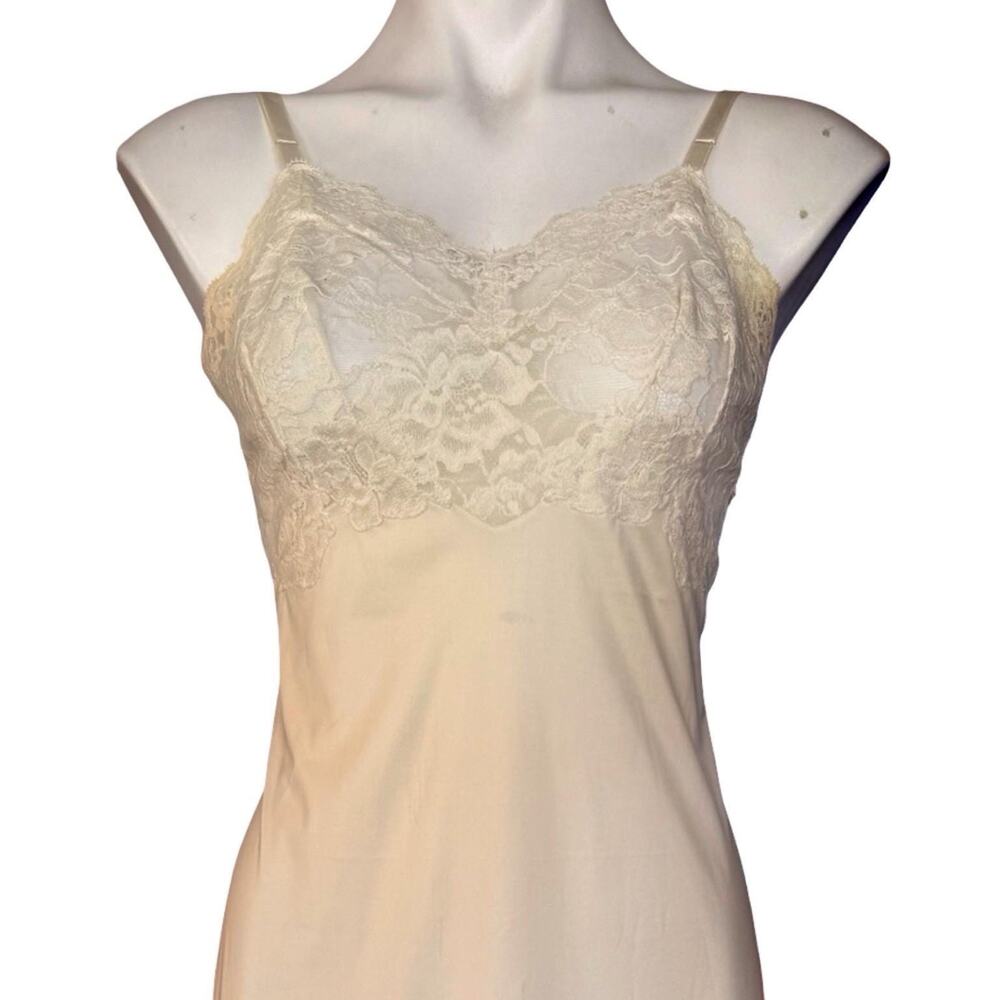 Vintage Vanity Fair Nylon Full Slip 1970s Deep Lace Nude Size 34 - Picture 4 of 10